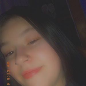 Meet your Posher, Alayna